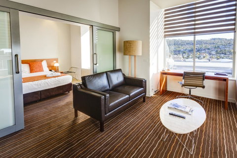 Mantra Charles Hotel - Accommodation Search 43