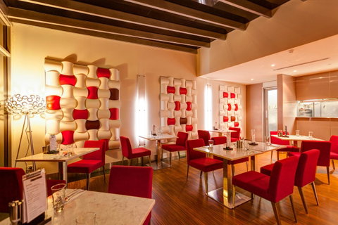 Mantra Charles Hotel - Accommodation Search 16