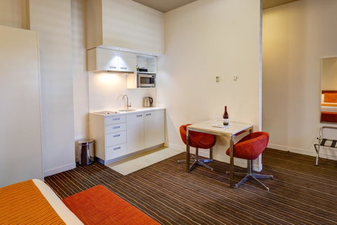 Mantra Charles Hotel - Accommodation Search 31