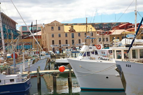Hobart Waterfront Apartments - Accommodation Search 10