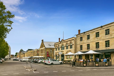 Hobart Waterfront Apartments - Accommodation Search 15