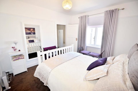 Two Up On York - Accommodation Search 4