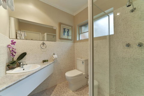 The Waterfront Wynyard - Accommodation Search 22
