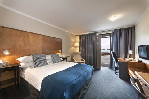 The Waterfront Wynyard - Accommodation Search 27