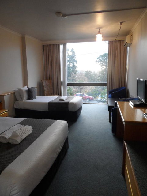 Commodore Regent - Accommodation Search 16