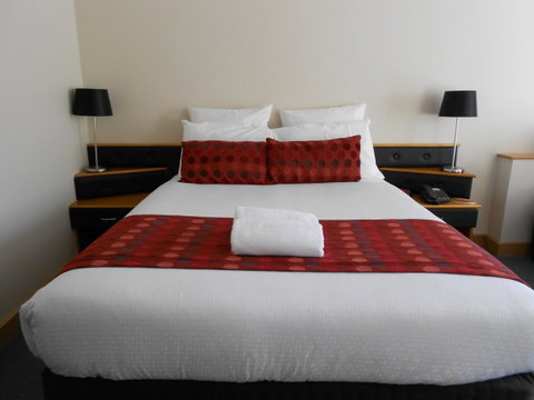 Commodore Regent - Accommodation Search 2