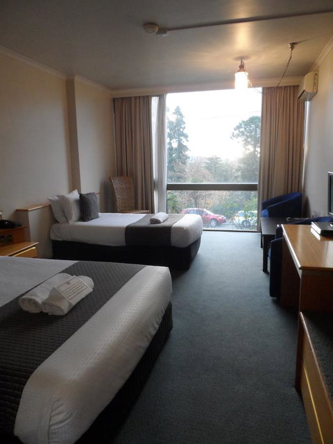 Commodore Regent - Accommodation Search 14