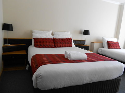Commodore Regent - Accommodation Search 7