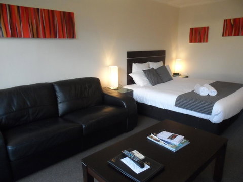 Commodore Regent - Accommodation Search 6