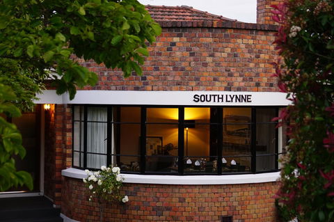 Southlynne - Accommodation Search 0