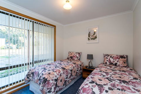 Acton Park Holiday Units - Accommodation Search 5