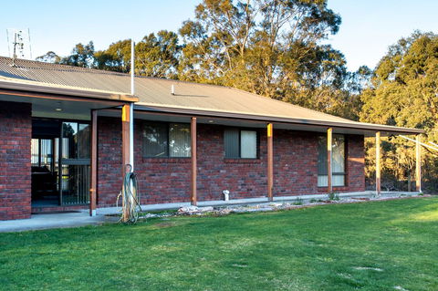 Acton Park Holiday Units - Accommodation Search 1