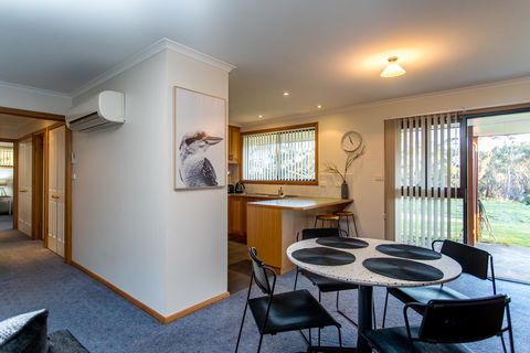 Acton Park Holiday Units - Accommodation Search 3
