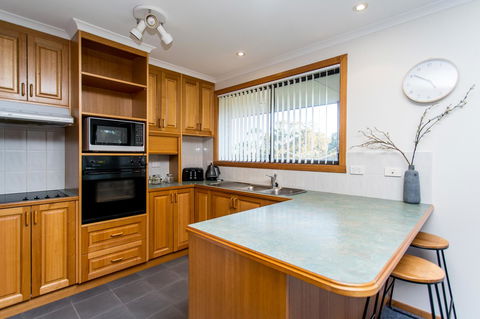 Acton Park Holiday Units - Accommodation Search 9