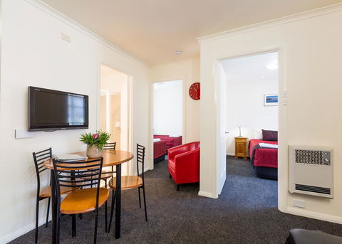 Graham Apartments - Accommodation Search 3