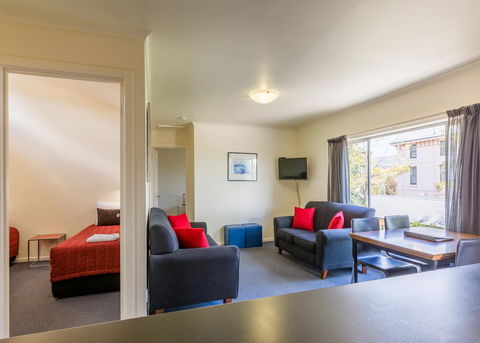 Graham Apartments - Accommodation Search 15