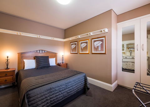 Graham Apartments - Accommodation Search 39