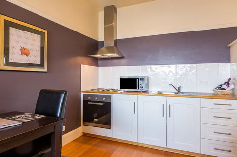 Graham Apartments - Accommodation Search 37