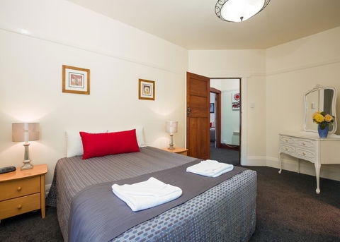 Graham Apartments - Accommodation Search 27