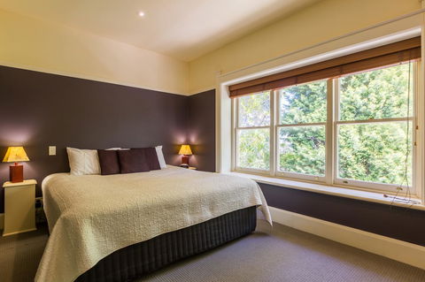 Graham Apartments - Accommodation Search 35