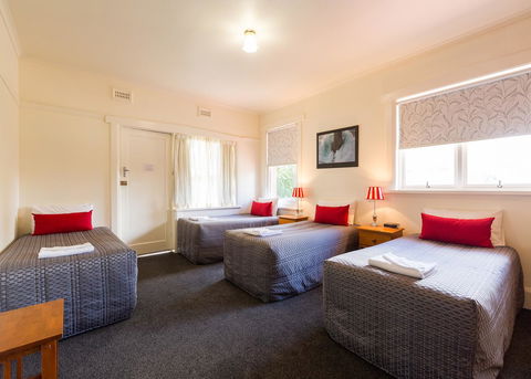 Graham Apartments - Accommodation Search 28