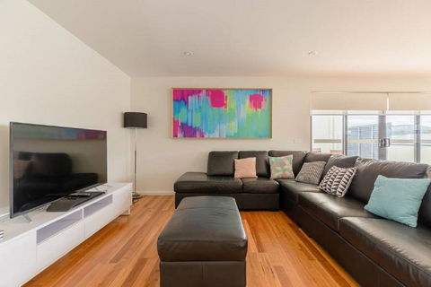 Kangaroo Bay Apartments - Accommodation Search 31