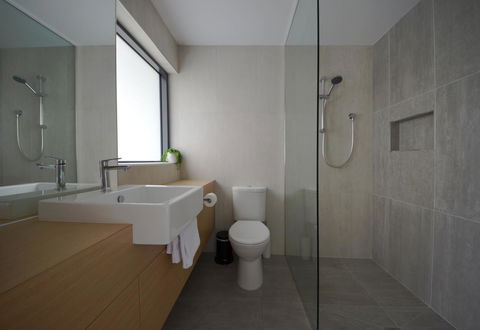 Kangaroo Bay Apartments - Accommodation Search 7