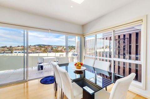 Bellerive Marina View Apartments NO 27 - Accommodation Search 1