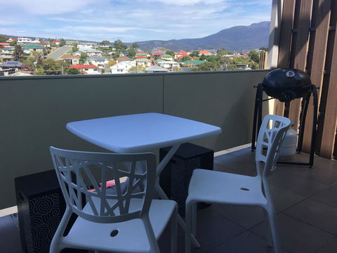 Bellerive Marina View Apartments NO 27 - Accommodation Search 16