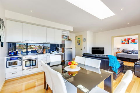 Bellerive Marina View Apartments NO 27 - Accommodation Search 0