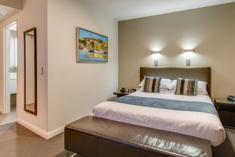 Mantra Collins Hotel - Accommodation Search 39