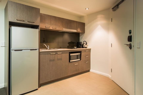 Mantra Collins Hotel - Accommodation Search 32