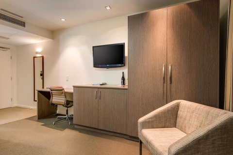 Mantra Collins Hotel - Accommodation Search 42