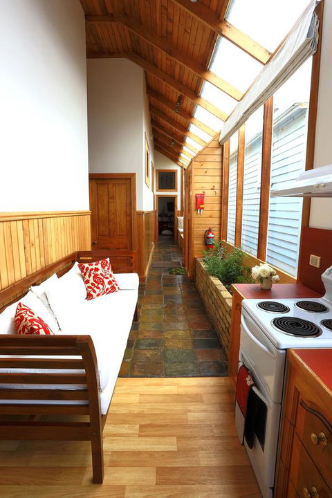 @ The Beach & Not Quite @ The Beach Holiday Cottages - Stanley - Accommodation Search 11