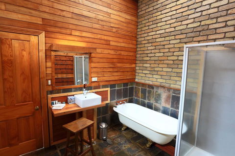 @ The Beach & Not Quite @ The Beach Holiday Cottages - Stanley - Accommodation Search 15