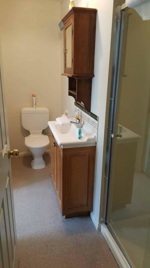 City Townhouse Walking Distance To City - Accommodation Search 10