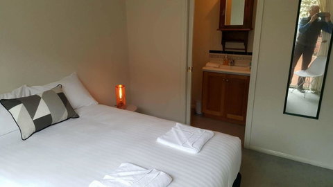City Townhouse Walking Distance To City - Accommodation Search 3