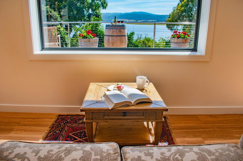 Tamar House - Accommodation Search 5