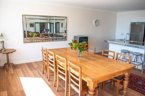 Tamar House - Accommodation Search 14