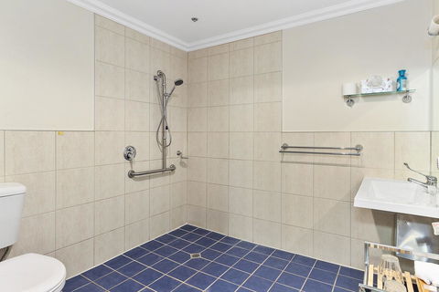 Oyster Cove Chalet - Accommodation Search 11