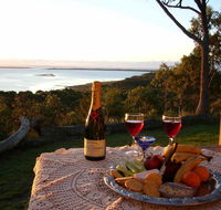 Island View Spa Cottage - Accommodation Search
