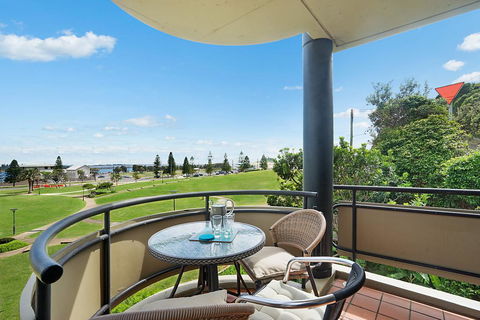 Newcastle Short Stay Apartments - Flagstaff Apartment - Accommodation Search 0