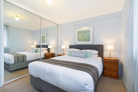 Newcastle Short Stay Apartments - Flagstaff Apartment - Accommodation Search 1