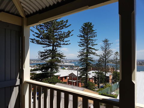 Newcastle Short Stay Apartments - Vista Apartment - Accommodation Search 3