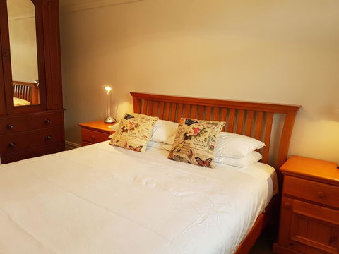 Newcastle Short Stay Apartments - Vista Apartment - Accommodation Search 2