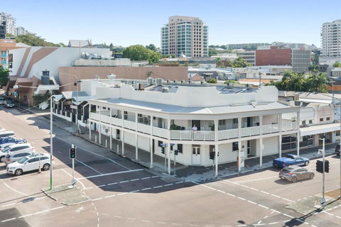 Newmarket Hotel - Accommodation Search 0