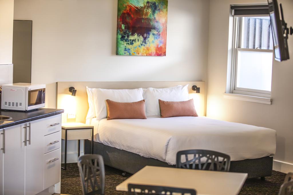 Sunshine VIC Accommodation Search