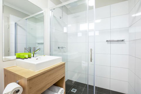 Nightcap At The Charles Hotel - Accommodation Search 2