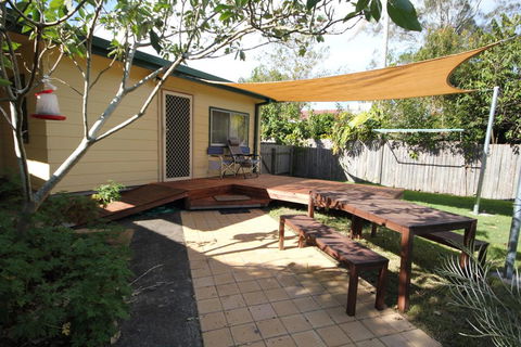 NORTH HAVEN SEA BREEZE - 9 David Campbell St , North Haven - Accommodation Search 2