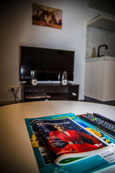 North Melbourne Getaway - Close To CBD - Accommodation Search 3